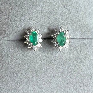 Vintage Oval Cut Colombian Emerald Green Diamond Stud Earrings