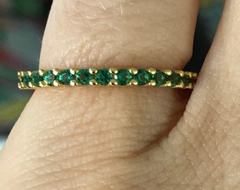 14K Yellow Gold & SS925 2mm Natural Green Emerald Full Eternity Wedding Band Stacking Ring