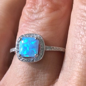 Vintage Style 925 Sterling Silver Blue Opal Engagement Ring