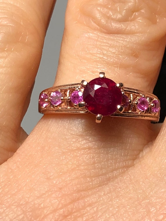 Princess Eugenie & Sarah Ferguson's blushing ruby & sapphire engagement  rings