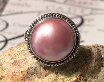 A 8mm South Pacific Pteria Penguin Mabe Pink Pearl Ring  - Winged Oyster Ring