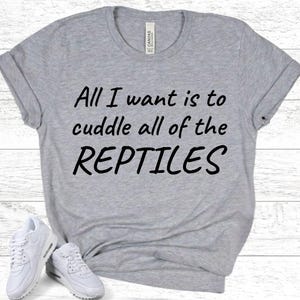REPTILE LOVER SHIRT - Funny Snake Cuddle Tee - Bearded Dragon - Lizard Mom - Herpetologist Top - Pet Reptile Owner Gift - Cute Snake Shirt