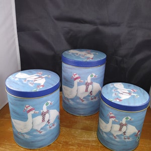 Vintage 1980&#39;s 3 Piece Metal Canister Set Christmas Ducks
