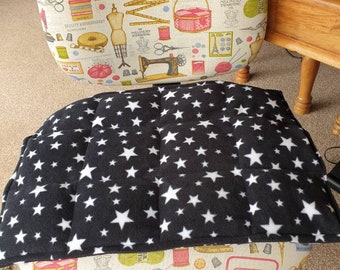 Heavier 2 - 2.5 kg Weighted lap pad. Teen/Adult. Star Print.