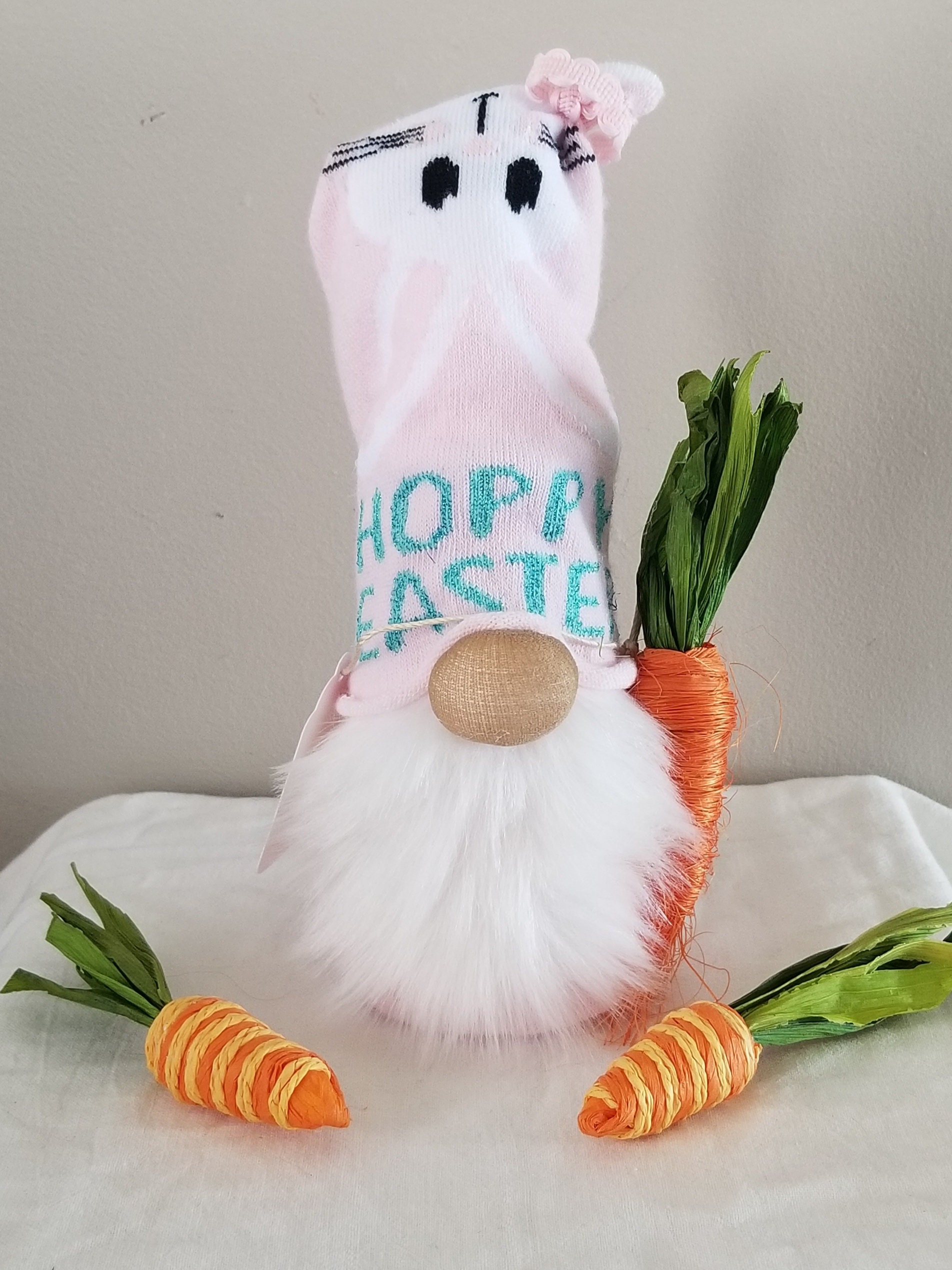 7307 -Happy Easter (gnome)