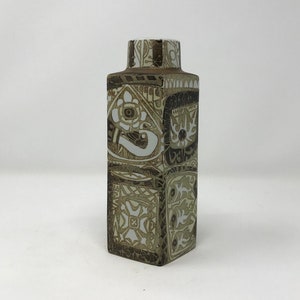 A Faience glazed Baca vase with Dove motif designed by Nils Thorsson for Royal Copenhagen
