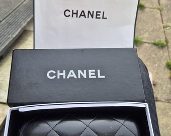 Chanel Leather Glasses Case Quilted Leather Black Double C  display picture 2