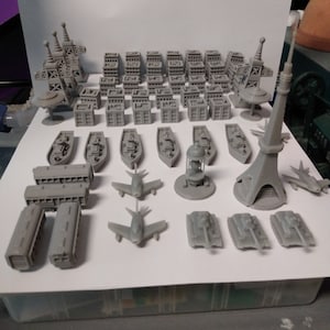 Godzilla Tokoyo Clash 3D Printed Play Pieces.  All resin except buildings!