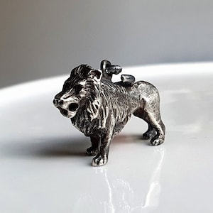 Lion charm james avery best sale