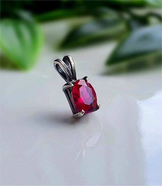 STUNNING Vintage Silver Ruby Pendant, Sterling Si… - image 2