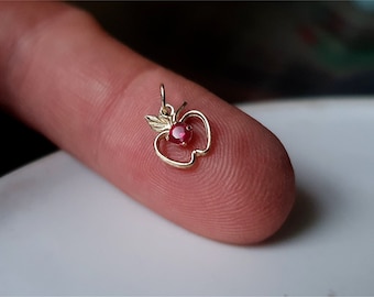 1970s UNUSUAL PRETTY Genuine Vintage Solid 9ct Gold Ruby Apple Pendant, 9ct Gold Apple Charm, 9ct Apple Charms, Gold Minimalist Pendant k