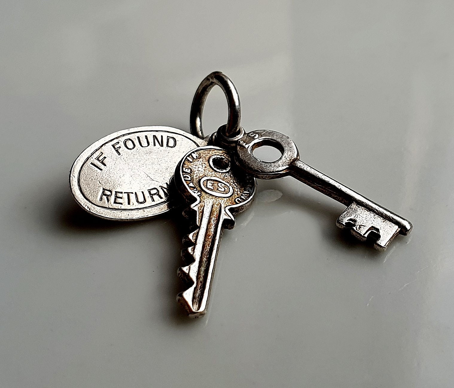 Vintage Keys / Antique Skelton Keys Key Charm Antique Keys 