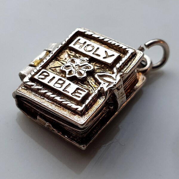 QUALITY Vintage Silver Bible Charm With Folding Pages, Sterling, Sterling Silver Bible Silver Charms