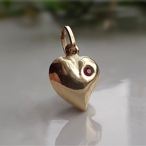 RARE DOUBLE SiDED, Vintage 9ct Gold Emerald / Ruby Heart Charm,Gems BOTH Sides, Gold Puffy Heart Charm, 9ct Heart Charm,Puffed Heart Charm d