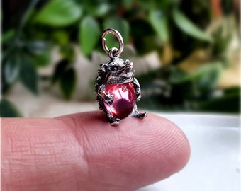 PRACHTIGE ZELDZAME vintage zilveren egel charme, moeilijk te vinden charme deze dagen, Mint staat, Sterling zilveren egel charmes, Gem Set charme r