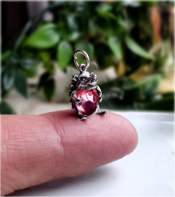 Charm Ou Pendentif Vintage En Argent - Hérisson Mignon Et Rétro