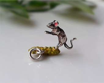 RARE OLD Vintage Silver Mouse / Rat Charm, Vintage Sterling