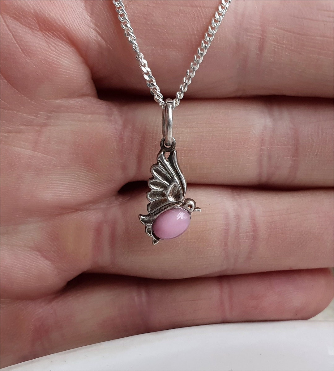 VERY UNUSUAL Vintage Silver Peace and Love Bird Necklace Pendant ...