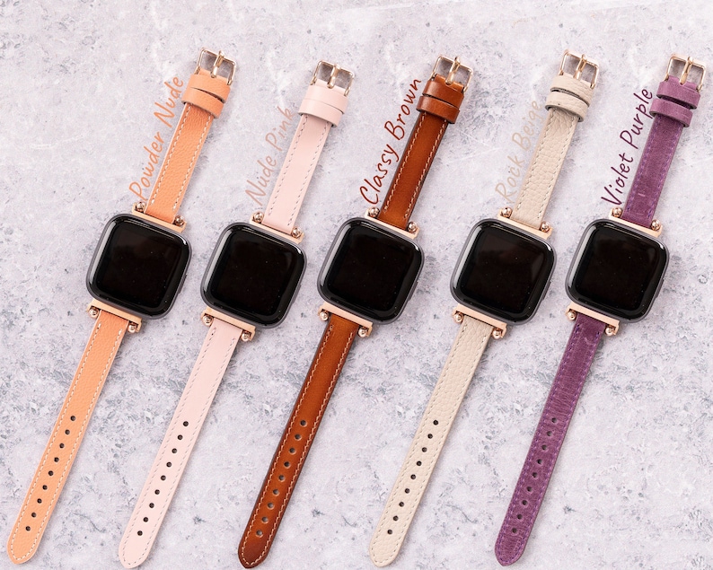 Op de afbeelding: Zes verschillende gekleurde horlogebandjes voor een smartwatch. De bandjes zijn in de kleuren poeder nude, nude roze, stijlvol bruin, roze beige, violet paars.