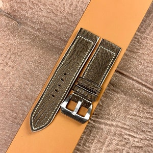 Handgemaakte panerai-stijl taupe haaienleren horlogeband, volnerfleer