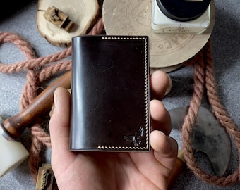 Handmade Shell Cordovan Card Holder