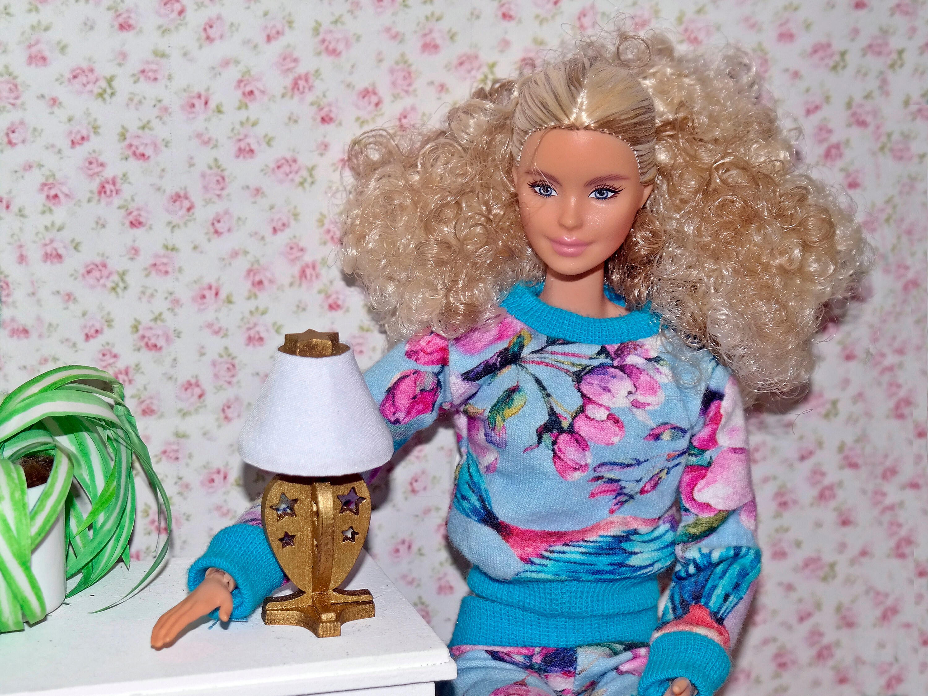 Barbie deals doll lamp