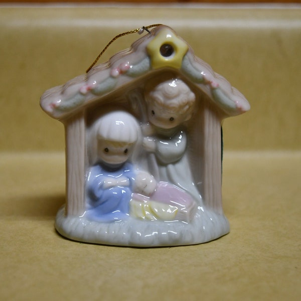 Vintage 1998 Precious Moments By Enesco Christmas Holiday Porcelain Nativity Scene Ornament - Jesus / Mary / Joseph / Manger - 3 Inches Tall