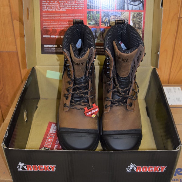 Rocky Rebound Mens Boots - Water Proof / Vapor Pass / Insulated / Steel Toe -  Size 9W.  Brand New In box -FREE SHIPPING