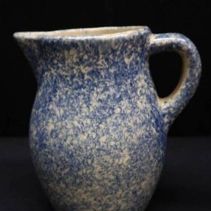 Vintage 1994 Sponge Ware Pottery Pitcher - 6.5 Inches (Including Handle) By 6 Inches Tall