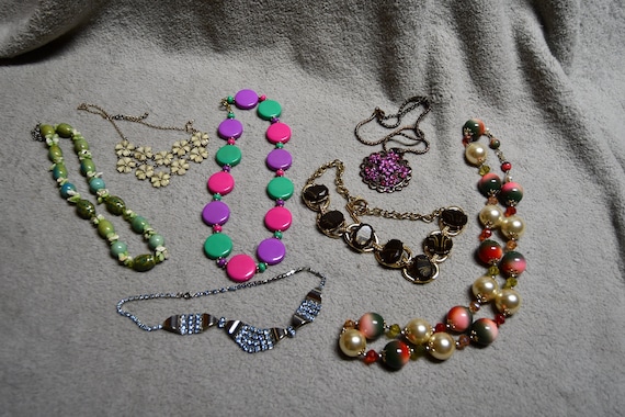 Vintage Costume Jewelry Necklace Lot of Seven - A… - image 1