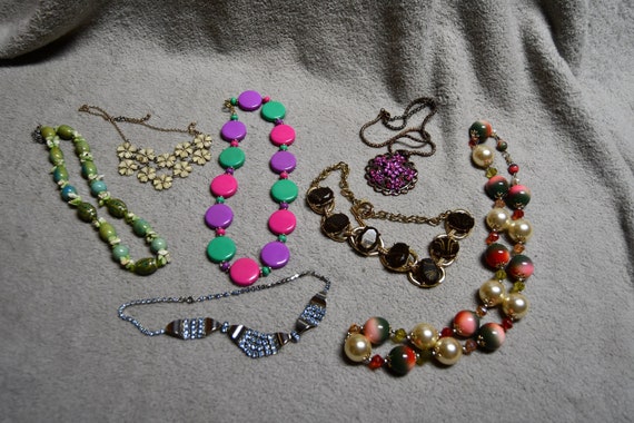 Vintage Costume Jewelry Necklace Lot of Seven - A… - image 1