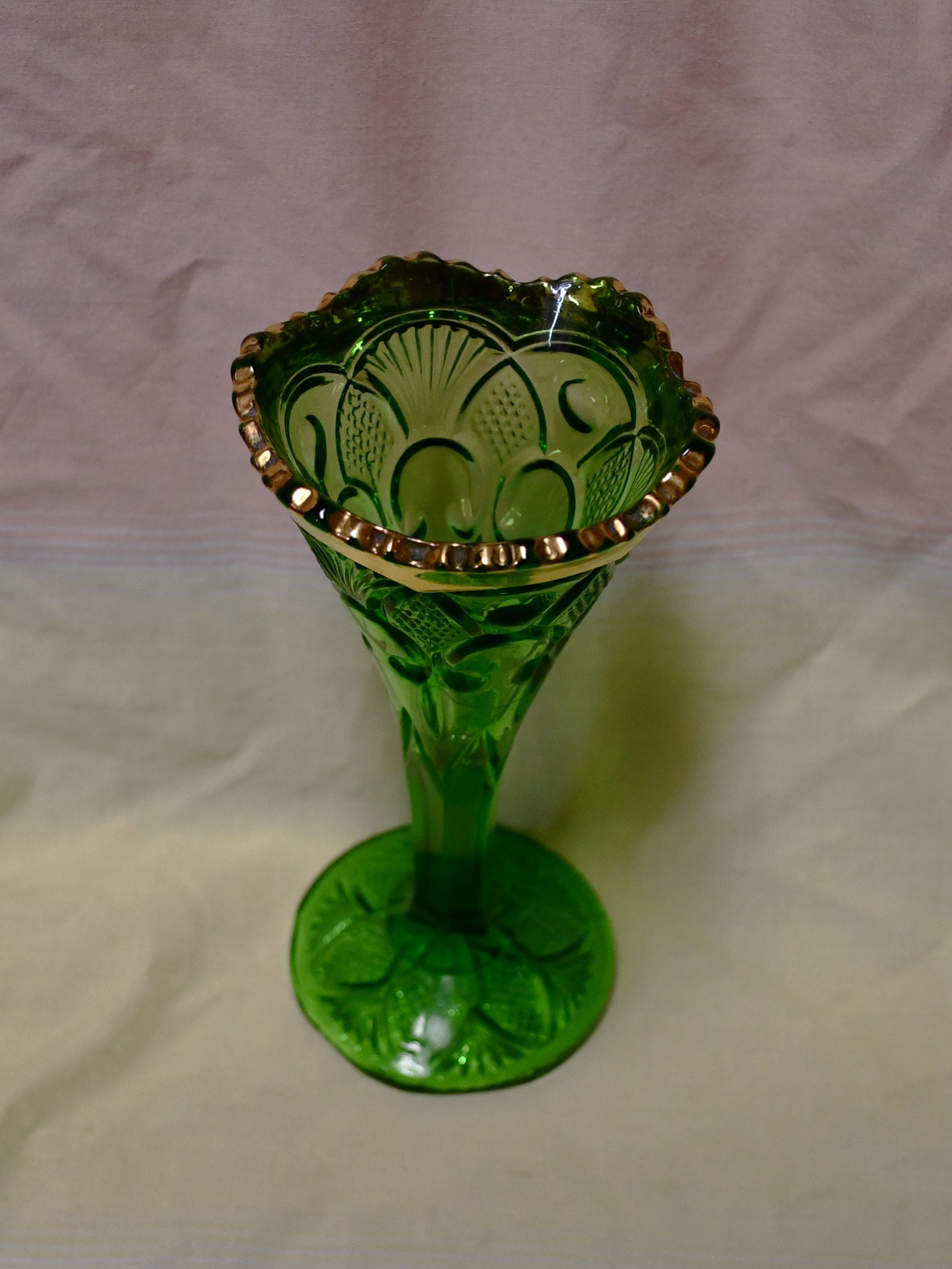 緑色の ブロンズ 調 花瓶 装飾 彫刻 付き 緑色の ブロンズ 調 花瓶 装飾 彫刻 付き 緑色の ブロンズ 調 花瓶