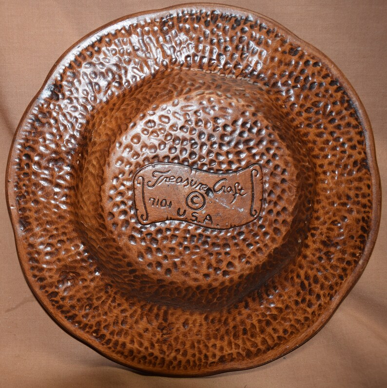 Green USA Vintage Treasure Craft Pottery Los Angeles Tourist Attractions Souvenir Plate Bowl
