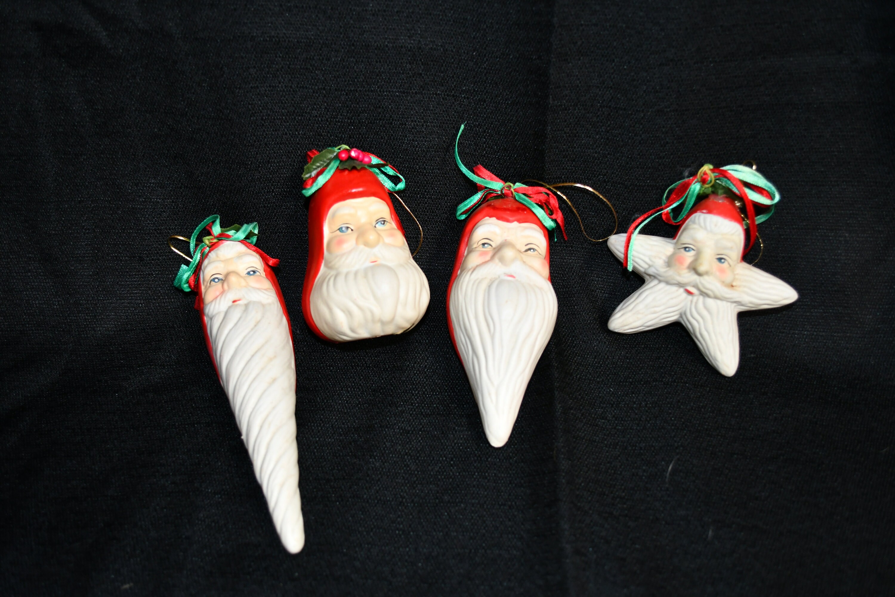 Vintage Set of 4 Porcelain / Ceramic Hand Painted Santa Head