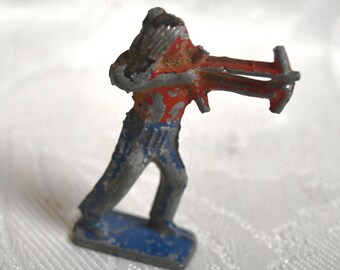 1930年代のヴィンテージ（？）金属製自立式フィギュア - ネイティブ