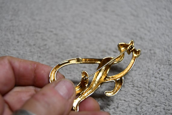 Broche Fantaisie Vintage Chat Doré - Comptoirs De La Banquise Paris, Métal, Occasion