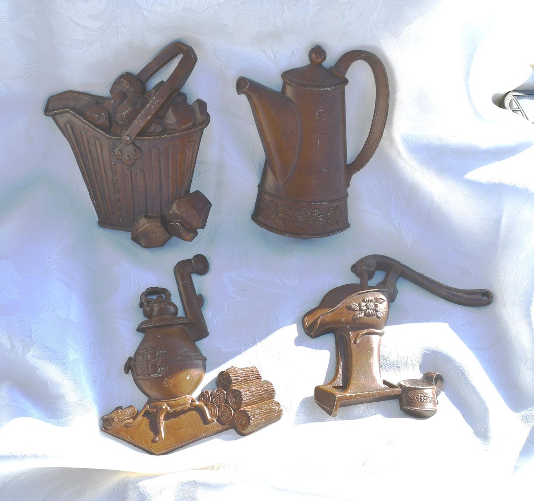Vintage 1960's Sexton USA 502 Set of 4 Metal Wall Hangers - Coal