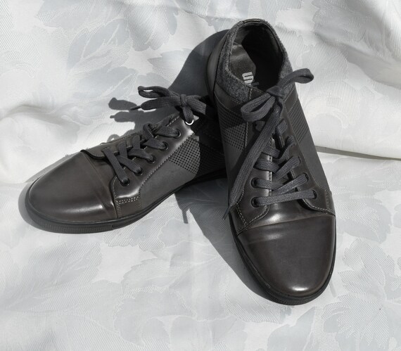 Kenneth Cole Unlisted Dark Gray - Unlisted Men display picture 3