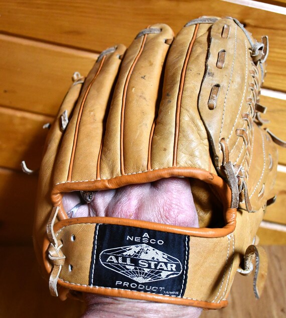 Vintage 1960's Nesco 8040 Pro-player Youth/junior Baseball Glove