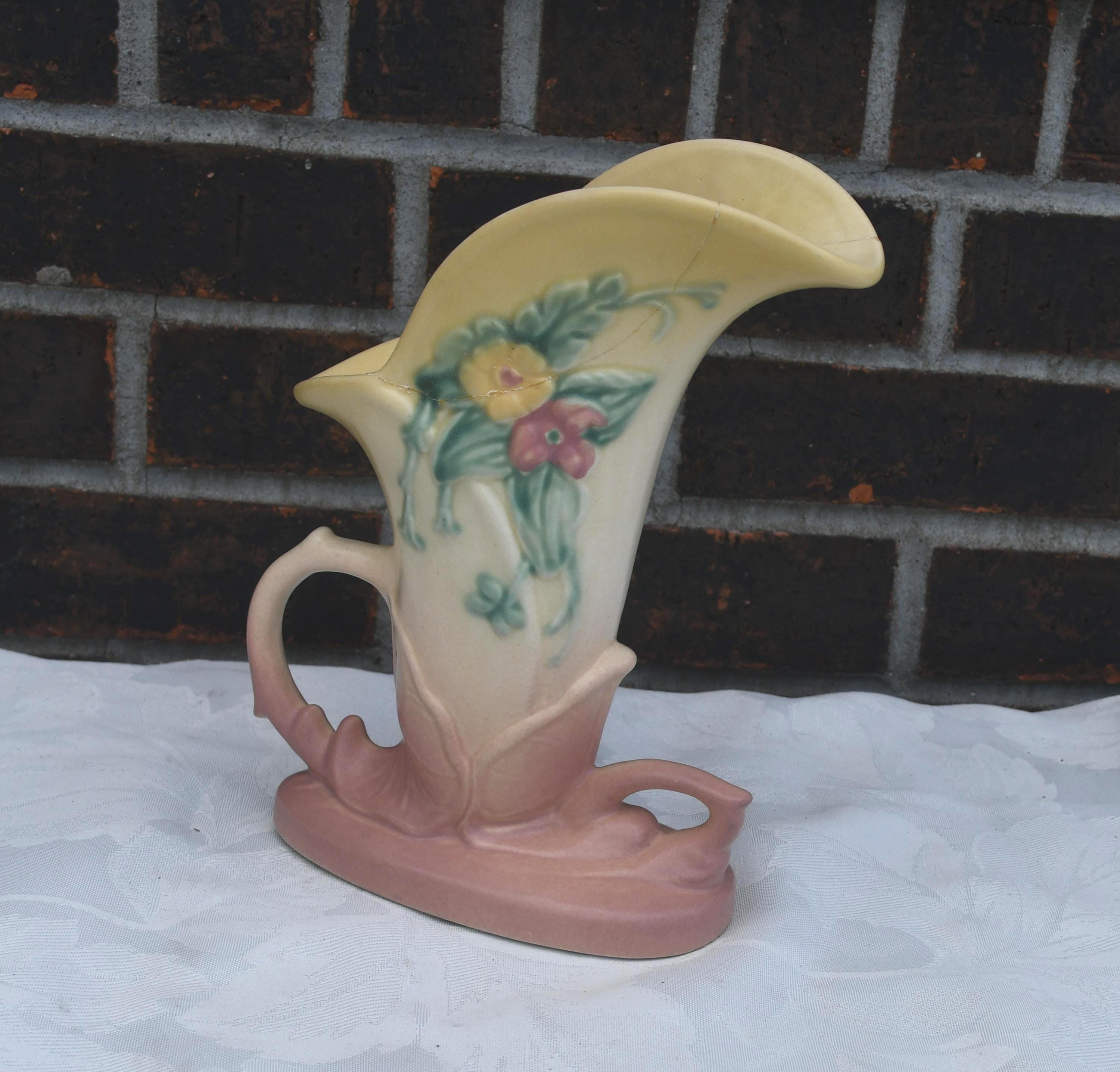 Hull Pottery Vase - Etsy