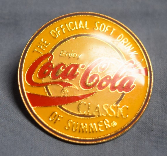 Vintage Coca-Cola / Coke - Lapel Pin - Classic Of… - image 1