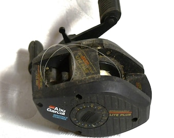 Vintage Abu Garcia Ambassadeur Lite Plus Baitcasting Reel - in