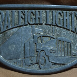 Raleigh Lights Cigarettes Vintage Truckin&#39; / 18 - Wheeler Belt Buckle - Brass?