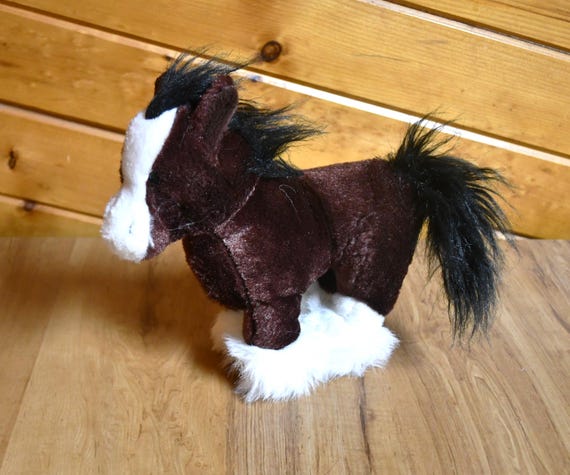 とってもキュートな Ganz Webkinz クライズデール馬のぬいぐるみ - 黒