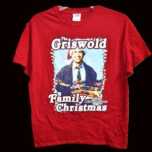 National Lampoon&#39;s Griswold Family Christmas Vacation Gildan Heavy Cotton T-Shirt-Clark Griswold Wrapped In Christmas Lights Graphic-Size M