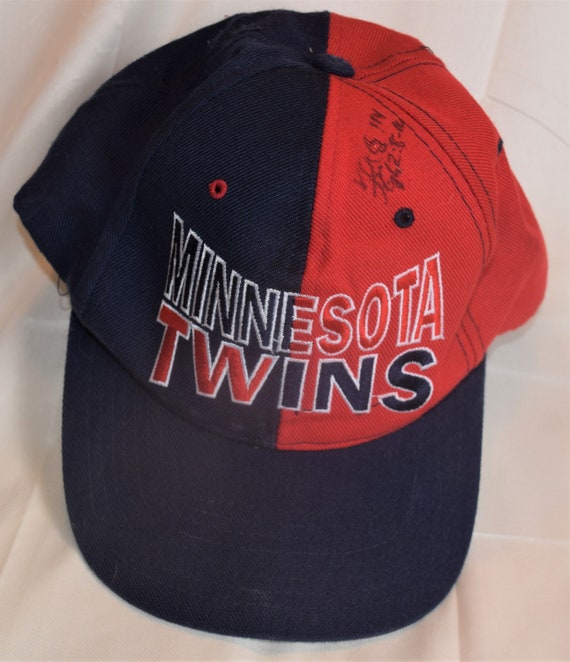 Unisex Minnesota Twins Baseball Hat Signed by 14 Kent Hrbek 