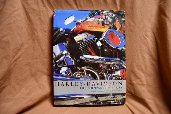 洋書 HARLEY-DAVIDSON THE COMPLETE HISTORY Harley-davidson: the Complete History Hard Cover Coffee Table Book