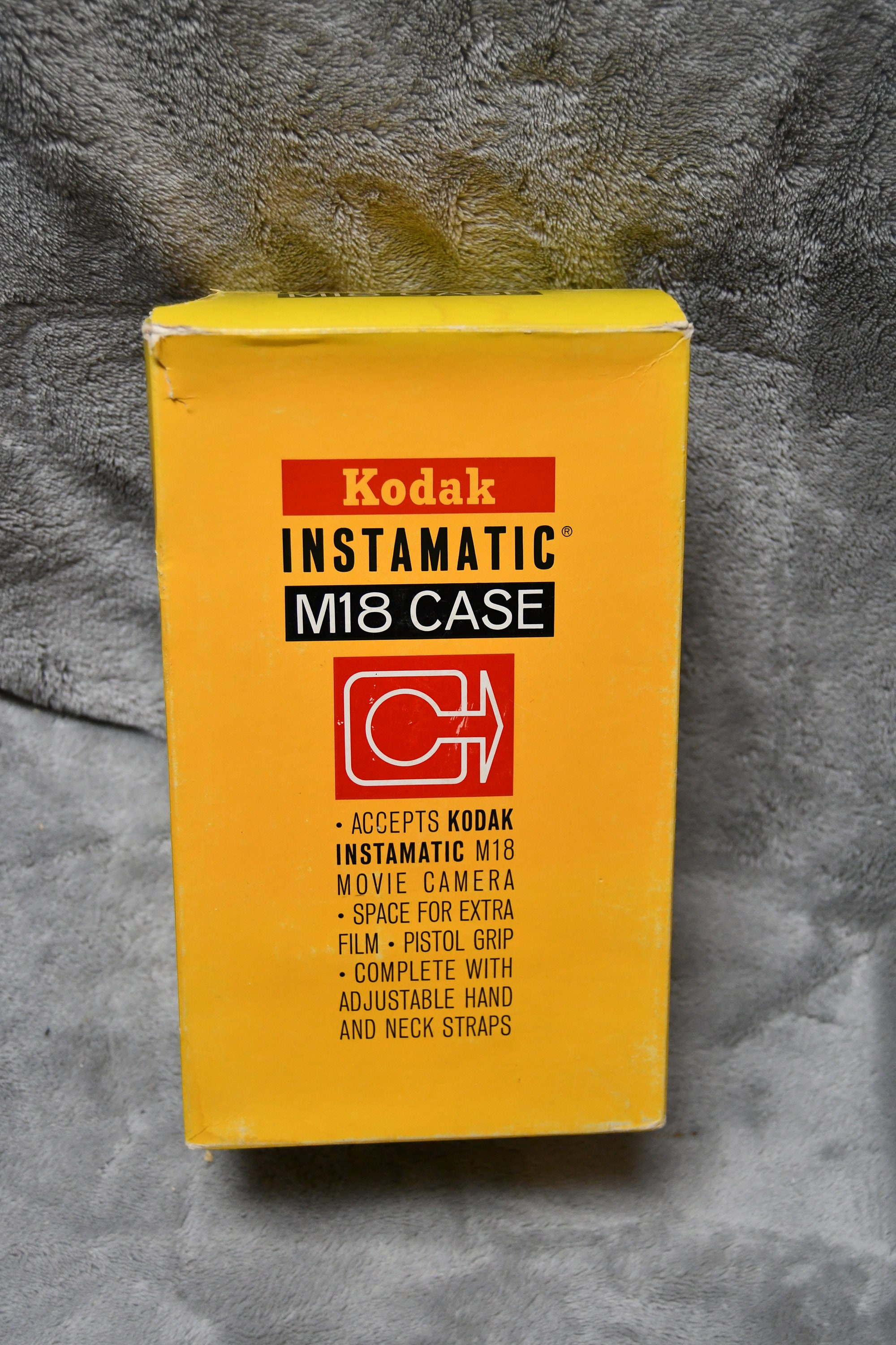 Vintage Kodak Instamatic Movie Field Case Model Number D141C in