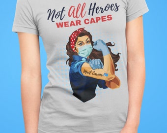 Nicht alle Helden tragen Capes Brunette Post Carrier Hero T-Shirt, Essential Worker, Briefträger starke Frau, Kurzarm Unisex T-Shirt