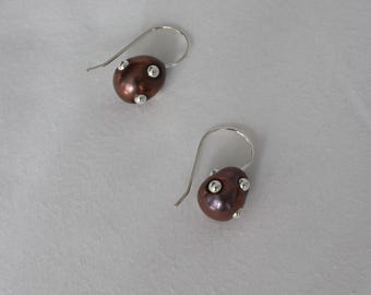 Dainty Black Pearl Drop Earrings Inlayed 925 Sterling Silver Drops